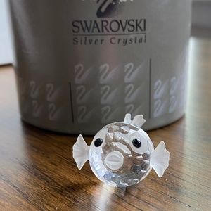 Swarovski Crystal Mini South Sea Blowfish Fish 7668 Discontinued in Box